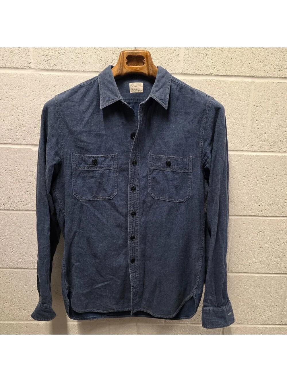 J Crew Shirt Mens S Blue Denim Relaxed Fit Long Sleeve Casual Workwear 20*30